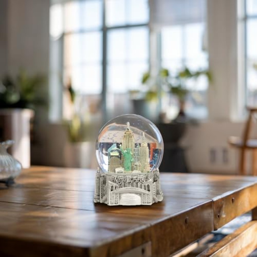 Silver Musical New York City S - Snow Globe Musical recensie en prijs